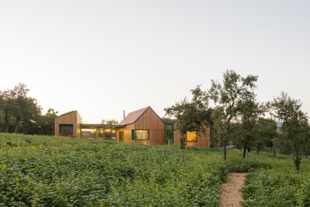 Holiday Homes in Moldovenești